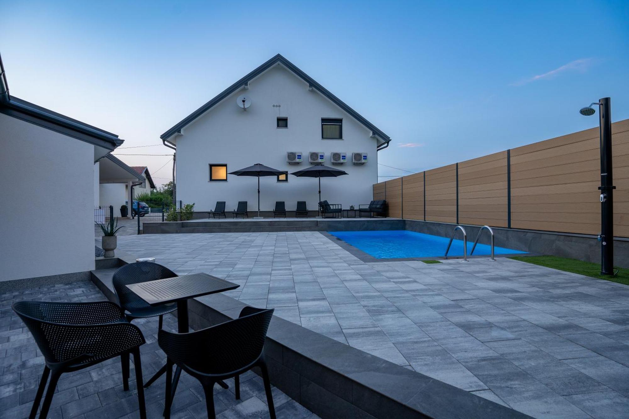 Apartments & Room Forest Slunj Exterior foto